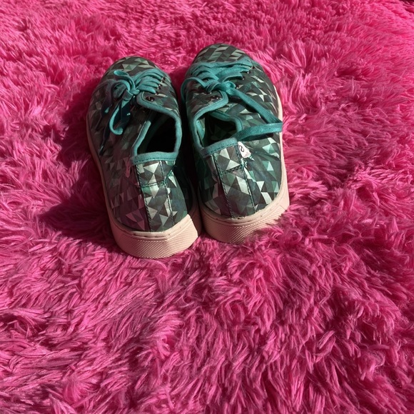 The UT.Lab lightweight Tyvek Franklin sneakers in green size 10.5 - Picture 4 of 9